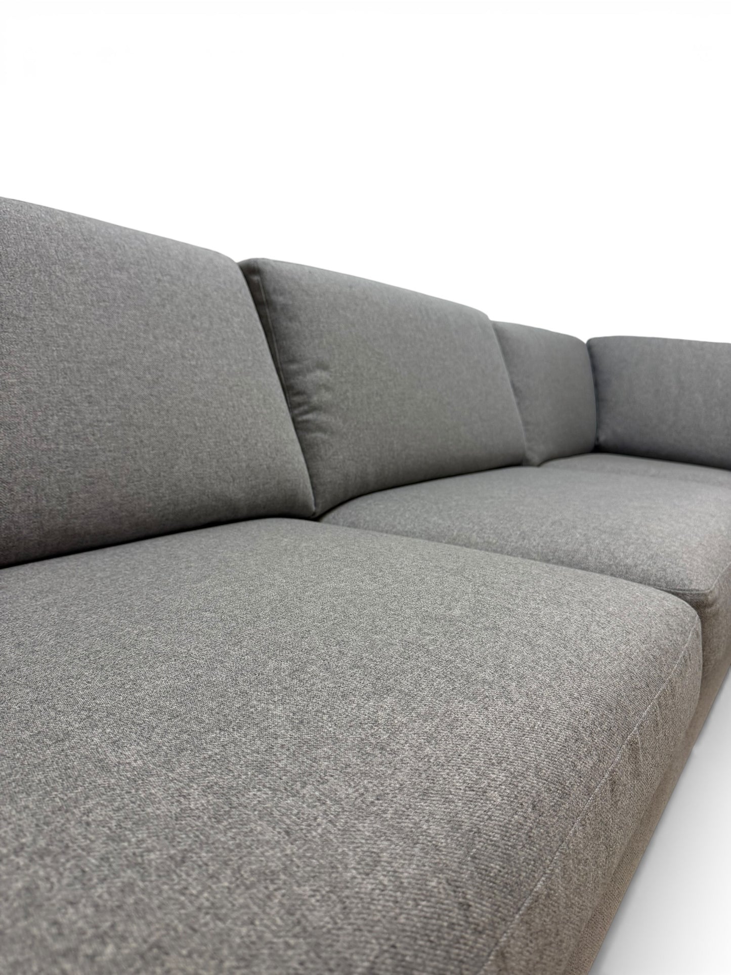 Vilmers Nordic hjørnesofa med sjeselong – Pentbrukt kvalitetssofa fra Bohus