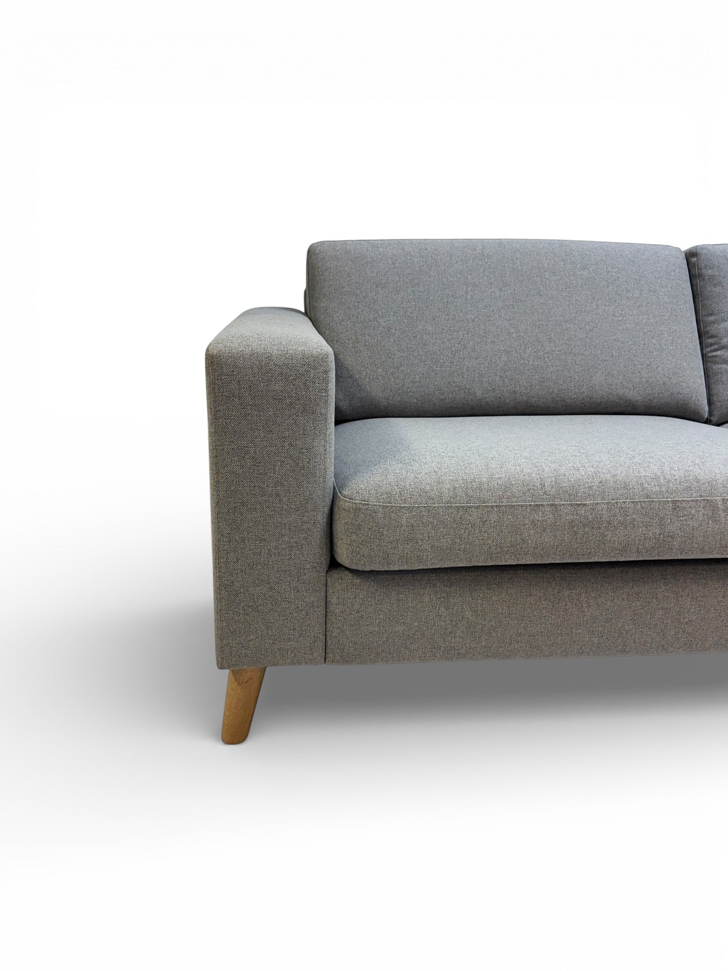 Vilmers Nordic hjørnesofa med sjeselong – Pentbrukt kvalitetssofa fra Bohus